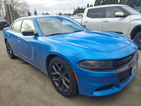 Used 2023 Dodge Charger SXT w/ Blacktop Package image 2