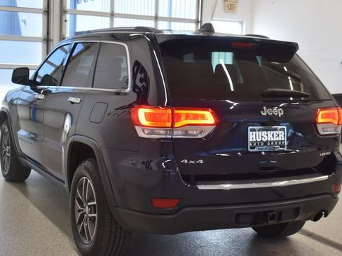 Used 2017 Jeep Grand Cherokee Limited w/ Luxury Group II AWD/4WD image 10