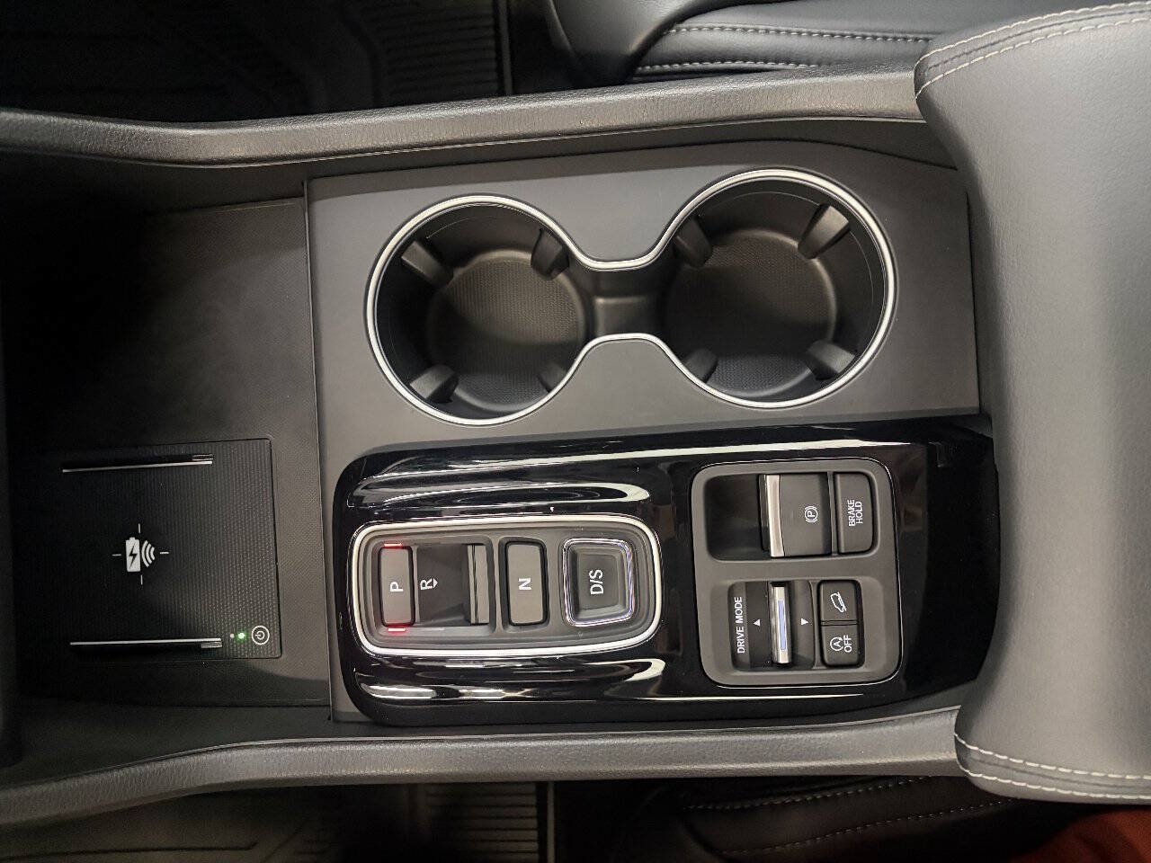 Used 2025 Honda Pilot Touring image 20