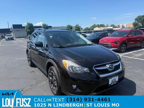 Used 2015 Subaru Crosstrek 2.0i Premium w/ Moonroof Package AWD/4WD image 1
