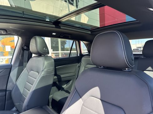 New 2026 Volkswagen Atlas Cross Sport SEL R-Line image 16