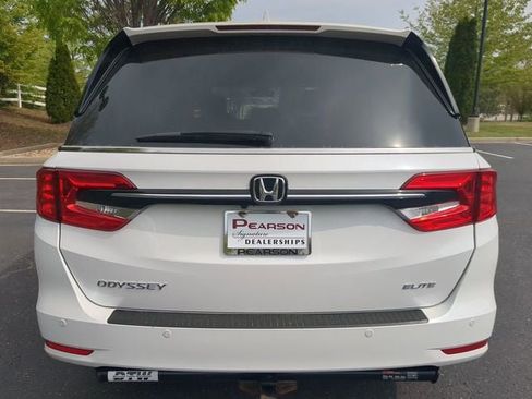 Used 2023 Honda Odyssey Elite image 5