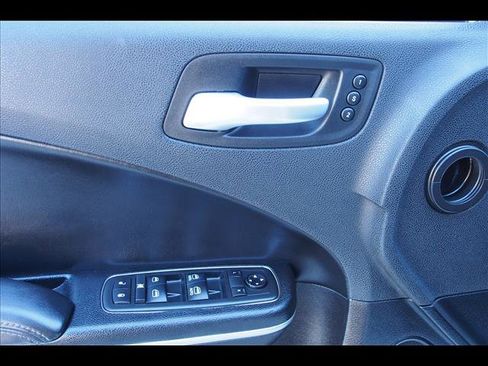 Used 2021 Dodge Charger SXT w/ Leather Interior Group image 21