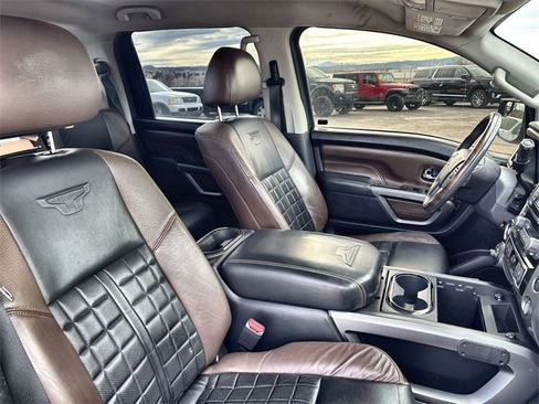 Used 2017 Nissan Titan Platinum Reserve image 24