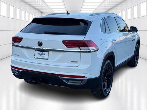 Used 2020 Volkswagen Atlas Cross Sport SEL Premium image 5
