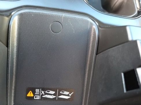 Used 2023 GMC Sierra 1500 AT4 w/ AT4 Premium Package image 28