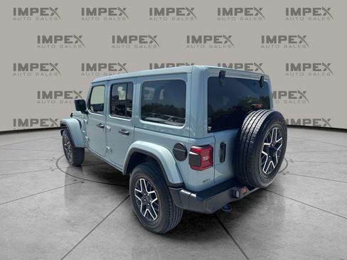 Used 2024 Jeep Wrangler Unlimited Sahara w/ Safety Group AWD/4WD image 3
