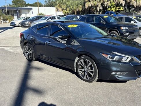 Used 2017 Nissan Maxima Platinum image 6