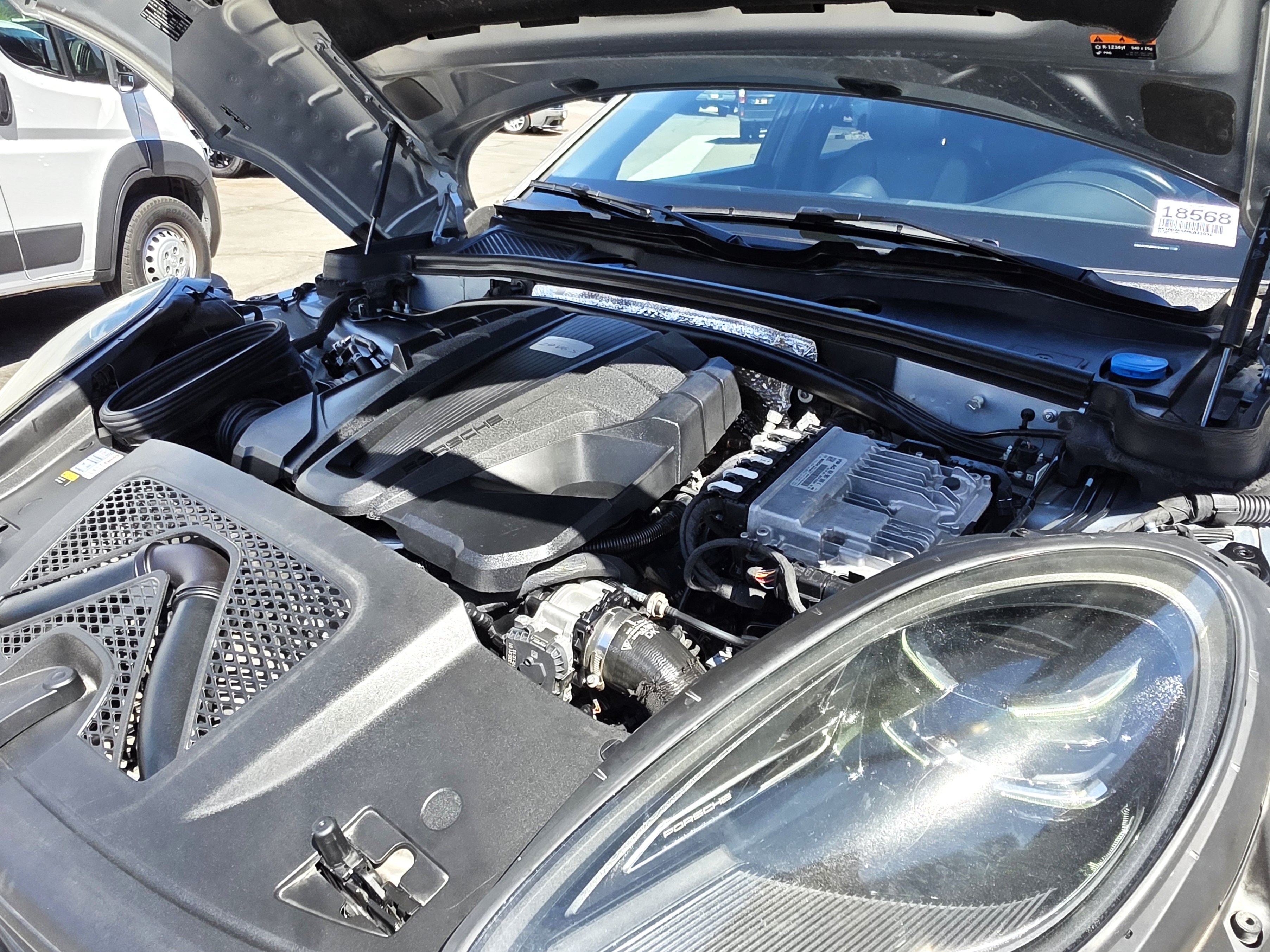 Used 2022 Porsche Macan S AWD/4WD image 22