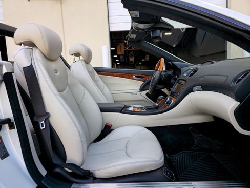 Used 2007 Mercedes-Benz SL 550 SL 550 image 28