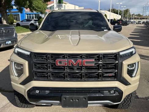 Used 2024 GMC Canyon AT4X image 30