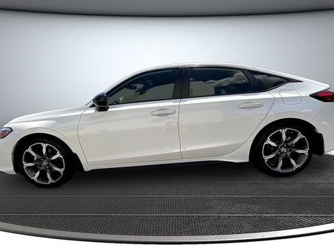 Used 2025 Honda Civic Sport Touring image 8