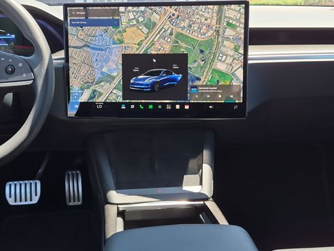 Used 2024 Tesla Model S Plaid AWD/4WD image 30