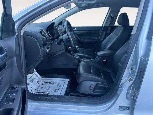 Used 2014 Volkswagen Jetta TDI image 9