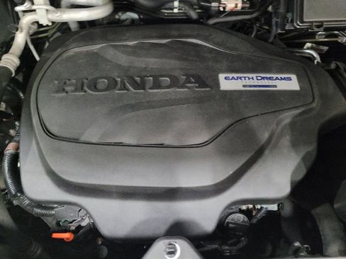 Used 2018 Honda Pilot EX image 30