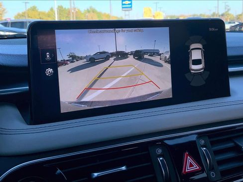 Used 2023 Genesis G70 2.0T w/ Sport Prestige Package image 28