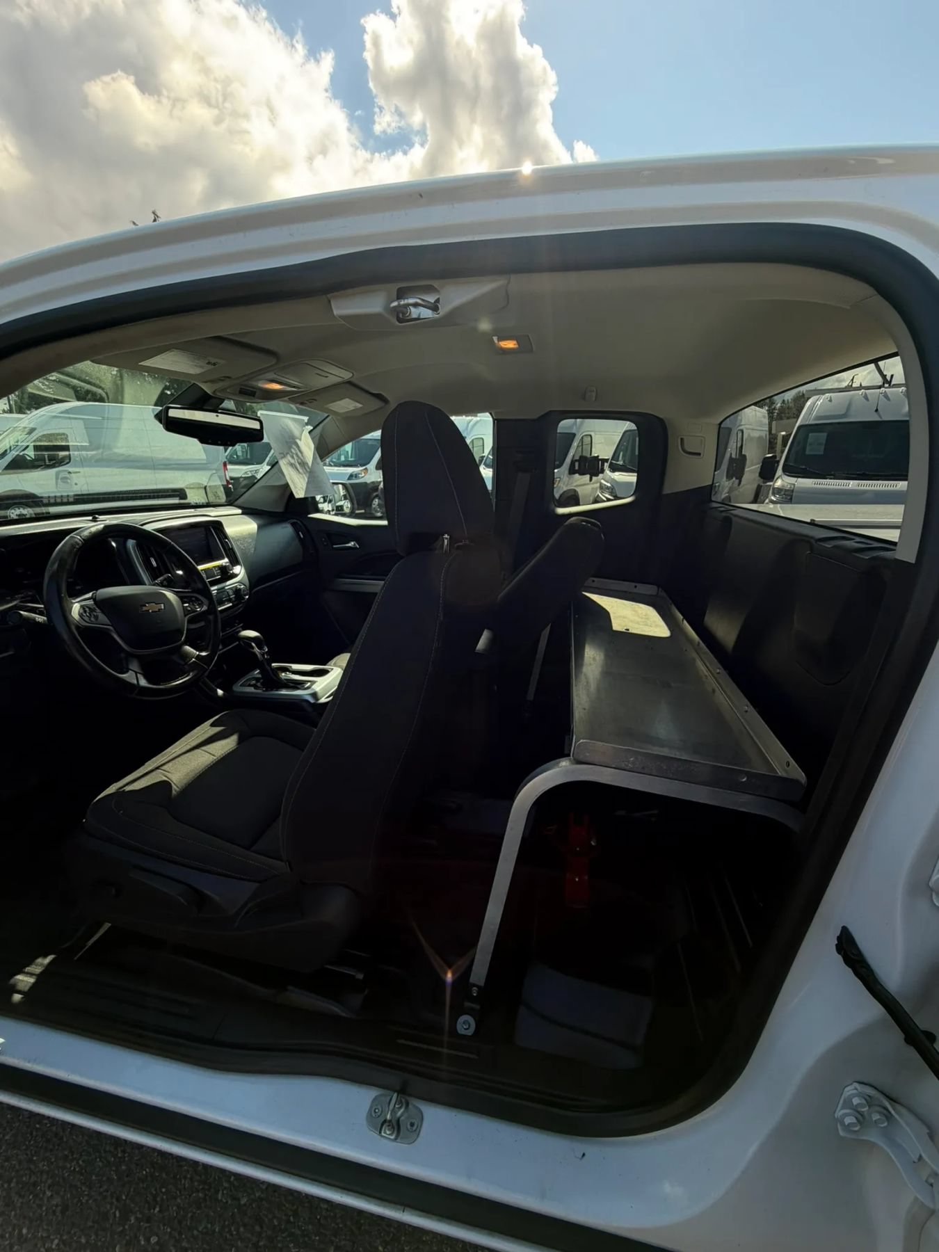 Used 2022 Chevrolet Colorado LT w/ Fleet Safety Package RWD image 19