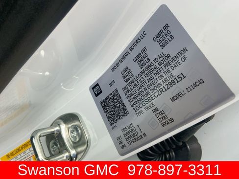 Used 2024 Chevrolet Colorado W/T image 33