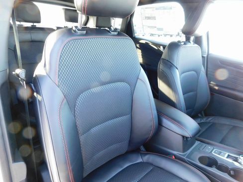 New 2026 Ford Escape ST-Line w/ Cold Weather Package image 19