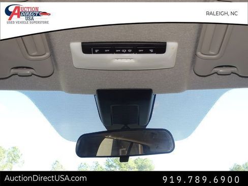 Used 2020 Nissan Kicks SV image 24