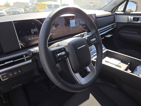 New 2025 Hyundai Santa Fe SE image 16