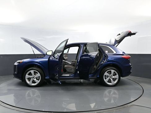 New 2026 Audi Q5 Premium Plus AWD/4WD image 30