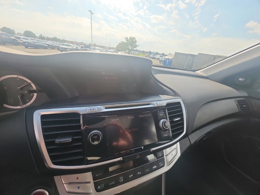 Used 2013 Honda Accord EX-L image 18