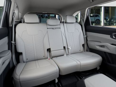 New 2026 Kia Sorento S AWD/4WD image 16