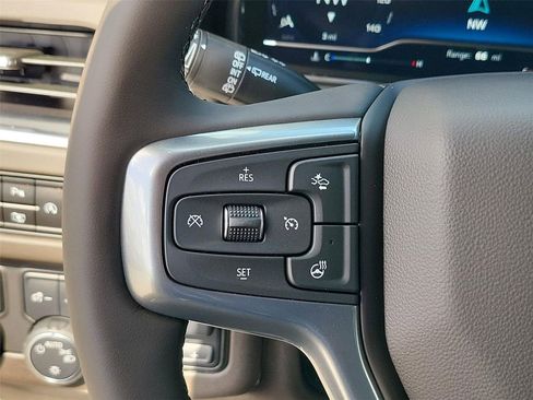 Used 2024 Chevrolet Tahoe LT w/ Luxury Package RWD image 36