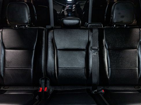 Used 2017 Ford F350 Lariat image 19