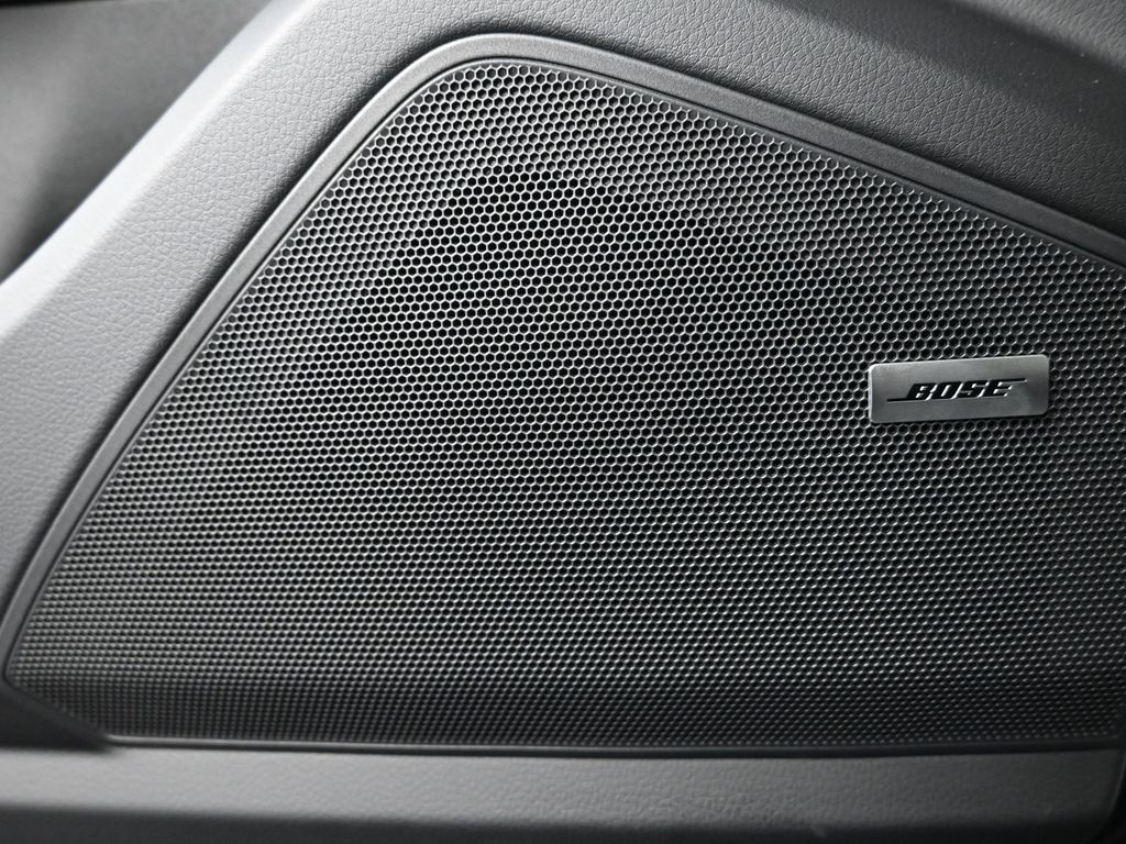 Certified 2026 Porsche Cayenne AWD/4WD image 16