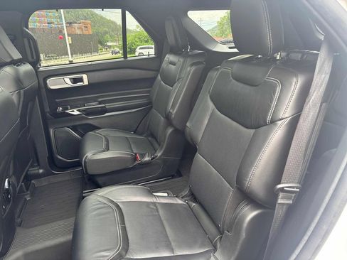 Used 2022 Ford Explorer ST w/ Equipment Group 401A AWD/4WD image 26