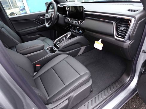 New 2026 GMC Canyon Elevation w/ Convenience Package image 29