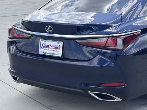 Used 2025 Lexus ES 350 w/ Premium Package FWD image 6