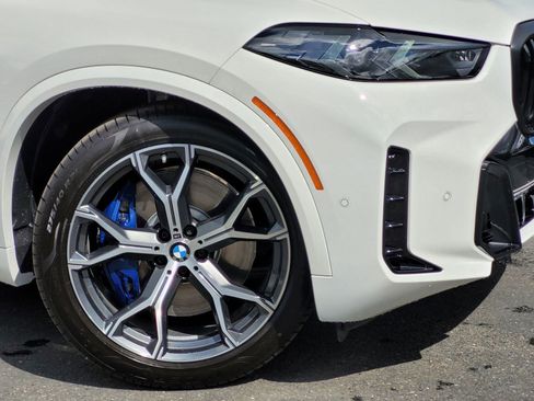 New 2026 BMW X5 xDrive50e w/ Executive Package AWD/4WD image 4