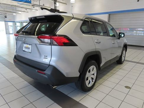 Used 2024 Toyota RAV4 LE AWD/4WD image 12
