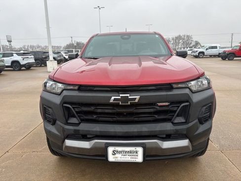 Used 2023 Chevrolet Colorado Trail Boss w/ Technology Package image 9