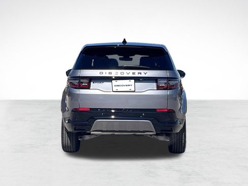 Used 2025 Land Rover Discovery Sport Dynamic SE AWD/4WD image 9