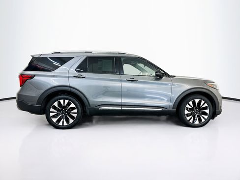 Used 2025 Ford Explorer Platinum w/ LUX Leather Package AWD/4WD image 10