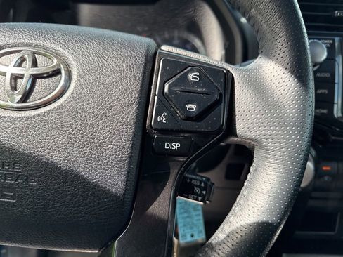 Used 2019 Toyota 4Runner TRD Off-Road Premium AWD/4WD image 12