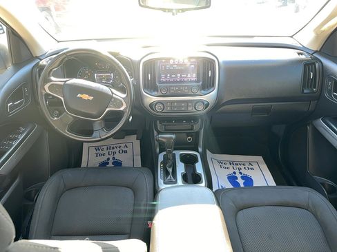 Used 2017 Chevrolet Colorado LT w/ LT Convenience Package image 15