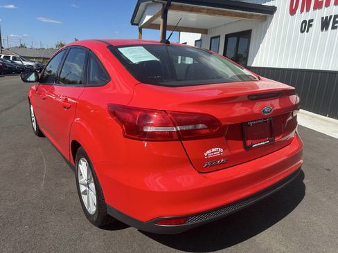 Used 2017 Ford Focus SE image 13