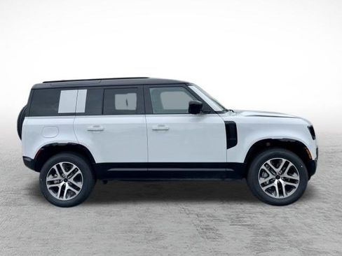 New 2026 Land Rover Defender 110 X-Dynamic SE AWD/4WD image 4