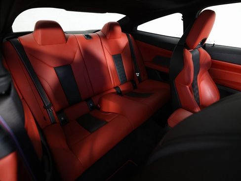 Used 2022 BMW M4 Competition w/ Executive Package image 11