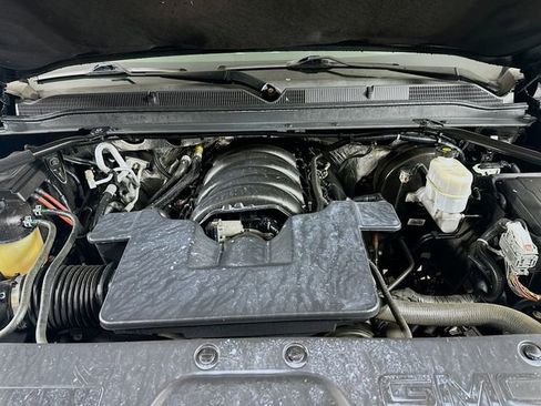 Used 2018 GMC Yukon Denali w/ Denali Ultimate Package image 34