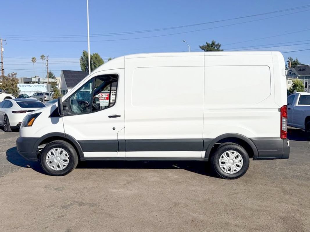 Used 2017 Ford Transit 150 130 Medium Roof RWD image 4