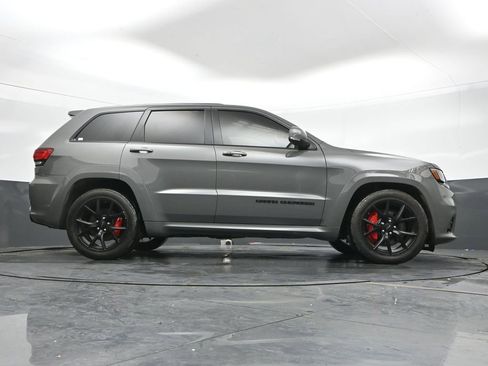 Used 2019 Jeep Grand Cherokee SRT image 45