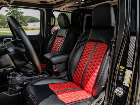Used 2020 Jeep Wrangler Unlimited Sport S AWD/4WD image 44