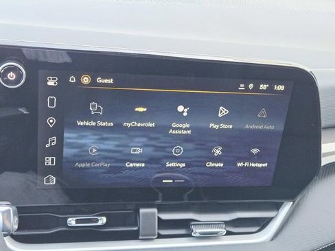 New 2026 Chevrolet Equinox LT w/ Convenience Package II image 24