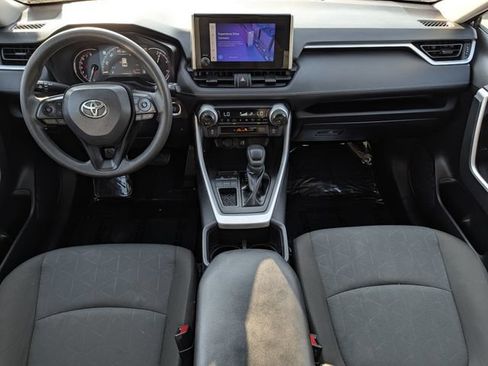 Used 2025 Toyota RAV4 XLE FWD image 10